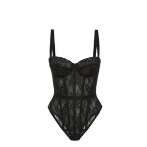 Chic Black Lace Shapewear Bodysuit
